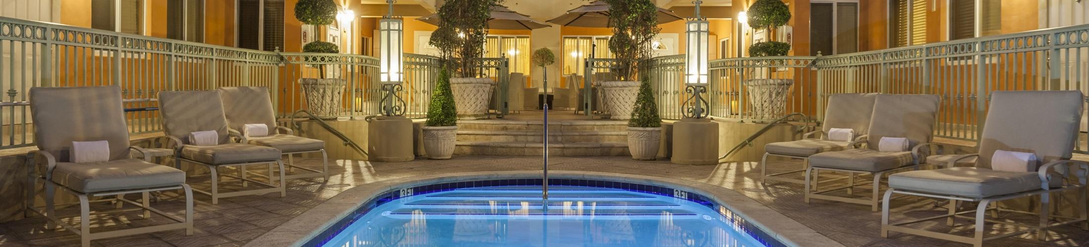 Sun Harbour Boutique Hotel - Piscina