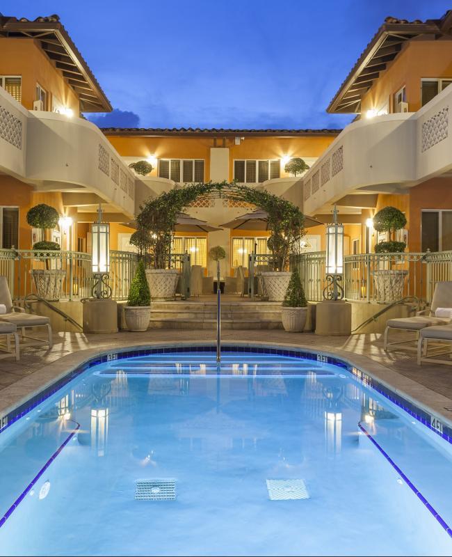 Sun Harbour Boutique Hotel - Pool